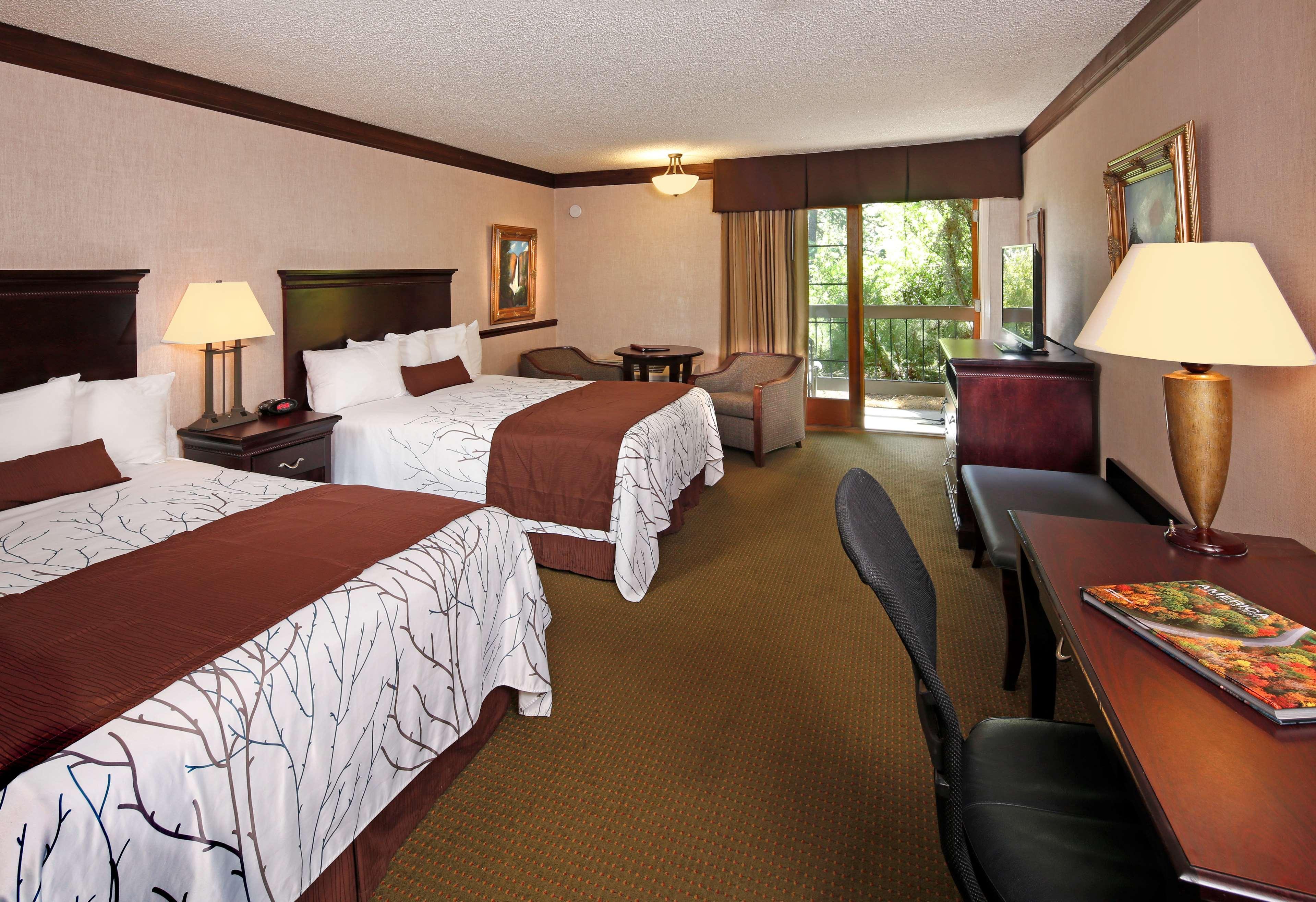 Best Western Plus Yosemite Gateway Inn Oakhurst Exterior photo